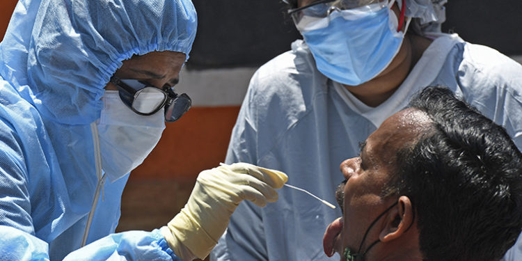 राज्यात आज नव्या ८ हजार ३३३ नव्या कोरोनाबाधितांची नोंद