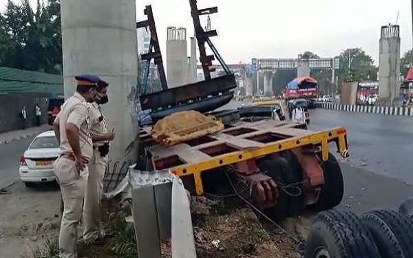 mumbai crain accident news