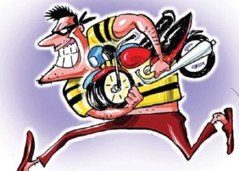 जळगावातील शनीपेठेतून हातमजूराची दुचाकी लंपास