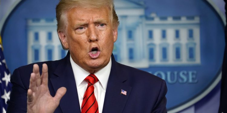 ट्रम्प यांना दणका! ट्विटर, फेसबुकनंतर आता यूट्यूबचेही अकाऊंट बंद