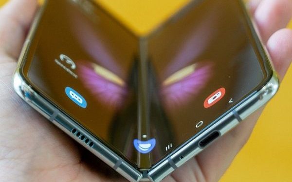 Xiaomi चा 108 मेगापिक्सल कॅमेरा असलेला फोल्डेबल फोन लाँचिंगच्या मार्गावर