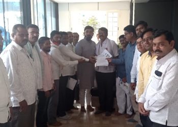 हिरापूर येथील भुयारी रेल्वे पूल मार्गाचे काम तात्काळ करावे