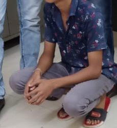 जळगावात धारदार चाकू घेवून फिरणाऱ्या तरूणाला अटक