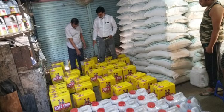 भेसळीपासून सावधान व्हावा; भेसळयुक्त खाद्य तेलाचा साठा जप्त