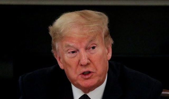 अमेरिका राष्ट्राध्यक्ष डोनाल्ड ट्रम्प यांना ट्विटरकडून धक्का