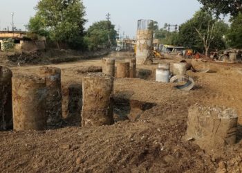 शिवाजीनगर उड्डाणपुलाचे काम संथ गतीने