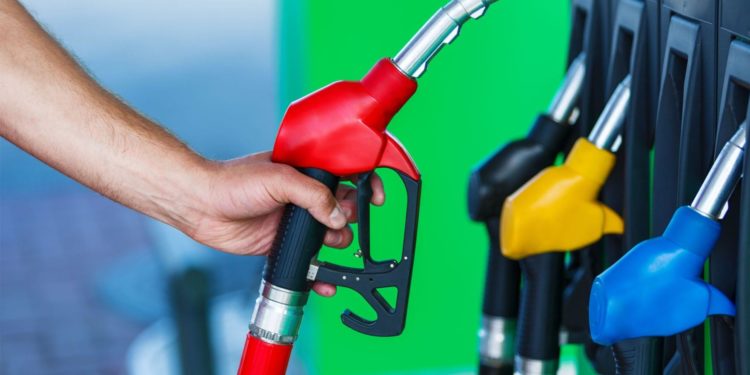 बजेटच्या दिवसासाठी पेट्रोल - डिझेलचे दर जाणून घ्या