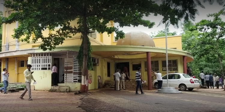 धक्कादायक : जळगावात आरटीओ कार्यालयात चलन घोटाळा उघड