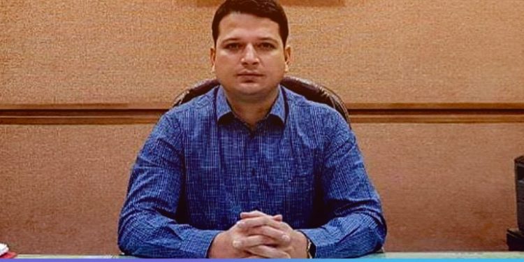 विनामास्क ग्राहकाला दुकानात सामान दिल्यास 15 दिवस दुकान राहणार बंद!