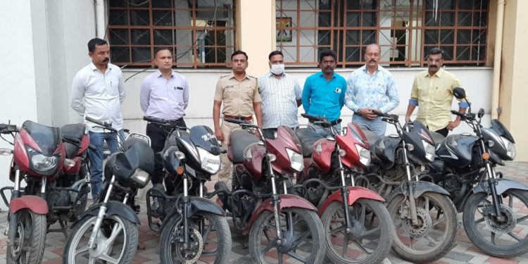 दुचाकींची विल्हेवाट लावणाऱ्या स्थागुशेने केली अटक