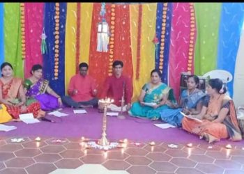 डॉ. अविनाश आचार्य विद्यालयामध्ये दिवाळी पहाट दीपोत्सव साजरा