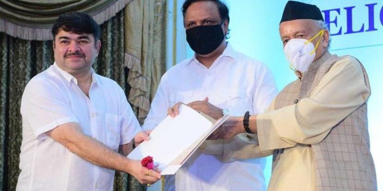 करोना काळात गरजुंना मदत केल्यामुळे प्रशांत दामलेंचा सन्मान