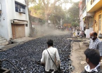 महापौरांच्या पाहणीनंतर शनीपेठेतील कामाला सुरुवात