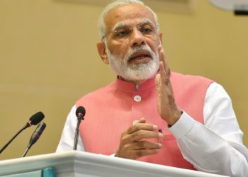 मोदी सरकारचा मोठा निर्णय; १ जानेवारीपासून सर्व चारचाकींना ‘फास्ट टॅग’ बंधनकारक