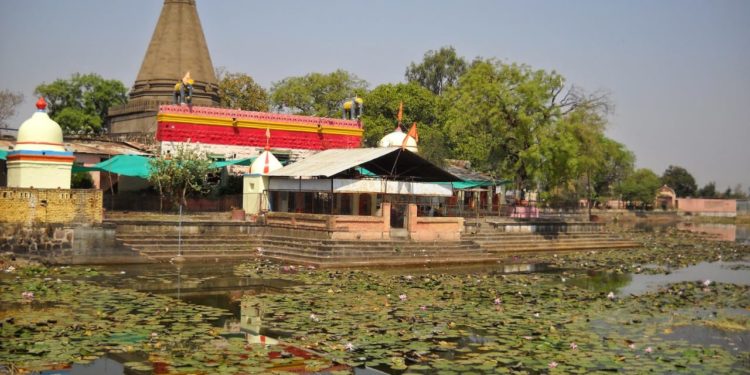 एरंडोल तालुक्यातील पद्मालय देवस्थान तीन दिवस बंद