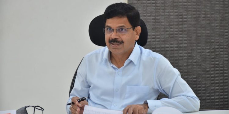 महसुल वसुलीचे उद्दिष्ट वेळेत पूर्ण करण्यासाठी नियोजन करावे - विभागीय आयुक्त