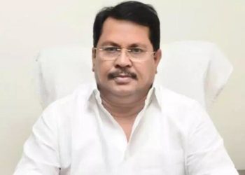 डिसेंबरपासून सर्व जनजीवन पूर्वपदावर- विजय वडेट्टीवार