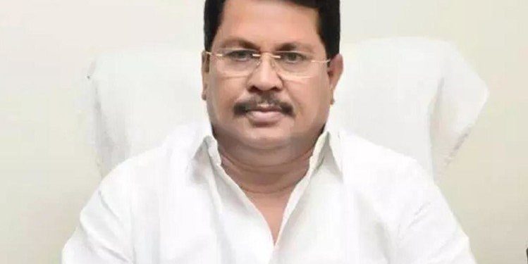 डिसेंबरपासून सर्व जनजीवन पूर्वपदावर- विजय वडेट्टीवार