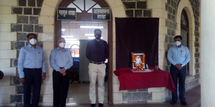 संत जगनाडे महाराज जयंतीनिमित्त जिल्हा प्रशासनातर्फे अभिवादन