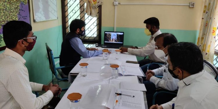 जिल्हास्तरीय युवा संसदमध्ये हर्षल पाटील, गिरीष पाटील यांनी मारली बाजी!