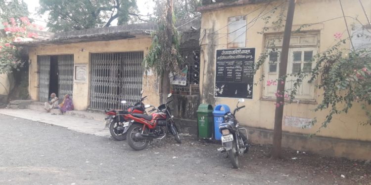 डोंगरकठोरा येथे निकृष्ठ कामांच्या चौकशीसाठी जिल्हाधिकारींच्या आदेशाला कैराची टोपली