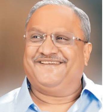 स्थानिक स्वराज्य संस्थांच्या निवडणुकीत अमरिश पटेल विजयी