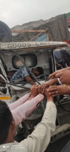 आहुजा नगर येथे अपघातात दोन जण गंभीर; गुन्हा दाखल