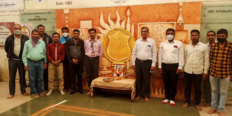 के.सी.ई. शिक्षणशास्त्र महाविद्यालयात साने गुरुजी जयंती साजरी