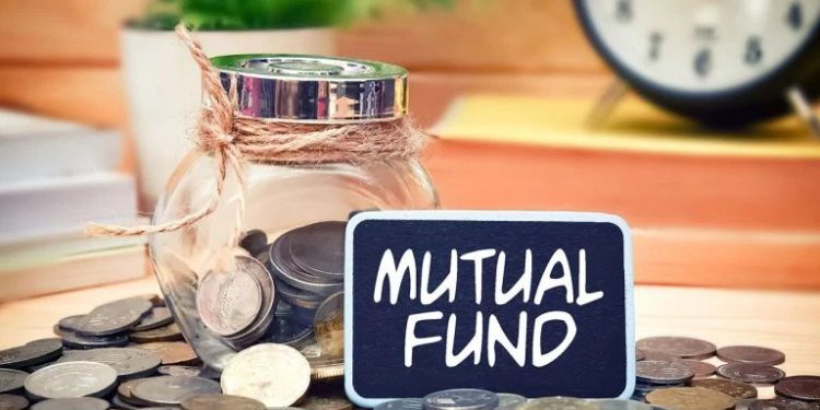 आता म्युच्युअल फंडात तुम्ही जोरदार नफा मिळवू शकतात, कसे ते जाणून घ्या