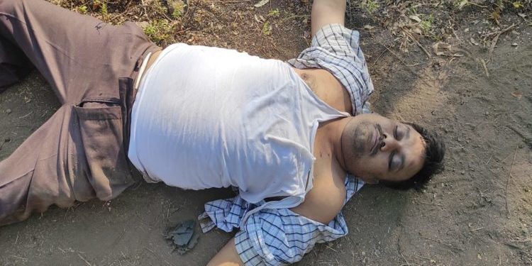 धक्कादायक : शिक्षक किशोर पाटील कुंझरकर यांचा खून : शहरात खळबळ