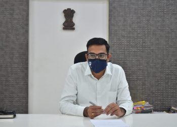 तृतीयपंथीयांनी ओळखपत्रासाठी पोर्टलवर नाव नोंदणी करावी : जिल्हाधिकारी