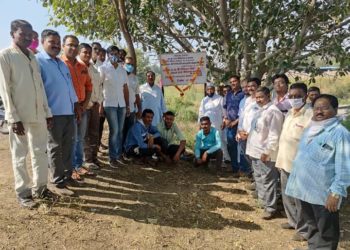 हिंगोणा येथे आ. शिरीष चौधरी यांच्या निधीतुन स्मशानभूमी सरक्षण भिंतीच्या कामाचे शुभारंभ