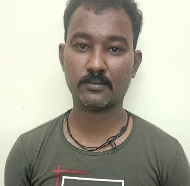 दोन वर्षांसाठी हद्दपार असलेल्या आरोपीस एलसीबीकडून अटक