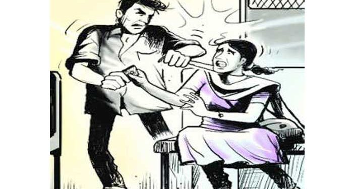 यावल तालुक्यातील किनगाव येथे तरुणीचे विनयभंग, गुन्हा दाखल