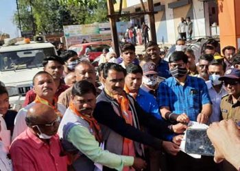 धरणगाव येथे भाजपाचा जनआक्रोश हंडा मोर्चा