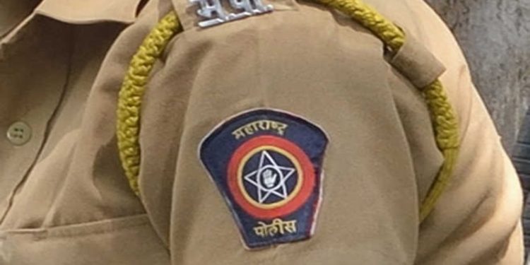 लस घेतल्यानंतरही मुंबईतील दोन पोलिस कोरोनाबाधित