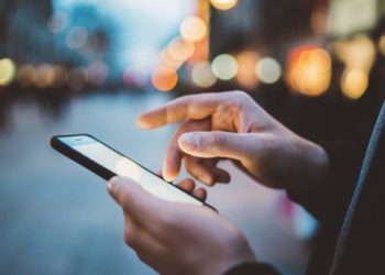 भारतात सप्टेंबर-ऑक्टोबरमध्ये साडेचार कोटी फोनची खरेदी