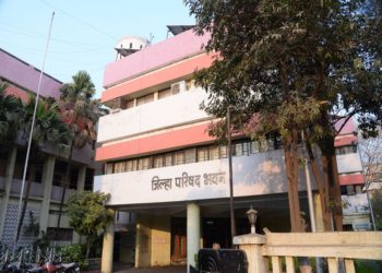 जि प तर्फे १८ गाळे धारकांना थकित भाडे भरण्यासाठी नोटीस