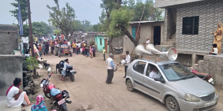 बाळद बु येथील ग्रामस्थांनी वानराची काढली अंत्ययात्रा