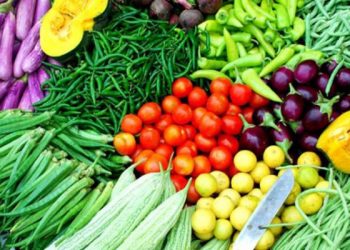 टोमॅटो, फ्लॉवर, कोबी, घेवडा, मटारच्या भावात घट