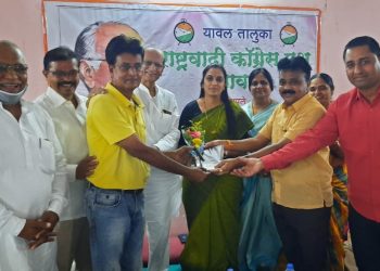 यावल येथे राष्ट्रवादी काँग्रेस पक्षातर्फे पत्रकारांचा सत्कार