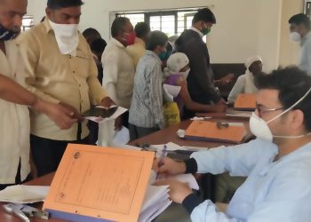 शासकीय वैद्यकीय महाविद्यालय, रुग्णालयात दिवसभर ३२८ दिव्यांगांची तपासणी