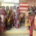 महेलखेडी ग्रामपंचायतीच्या निवडणुकीसाठी मंदिरात सर्व उमेदवारांनी केले नारळ फोडून प्रचाराचे शुभारंभ