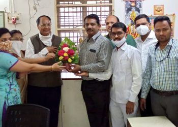 कोविड-19 च्या काळात बँकींग सेवेबद्दल जळगाव पीपल्स बँकेचा सत्कार