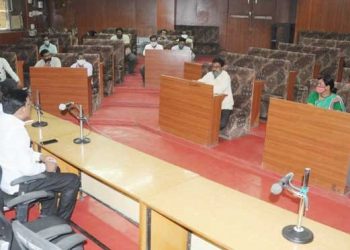 जळगावात उपमहापौरांनी घेतली आढावा बैठक