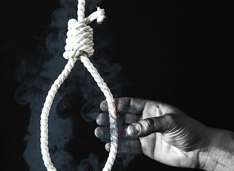 राष्ट्रवादीतून शिवसेनेत गेलेल्या नगरसेवकाची आत्महत्या