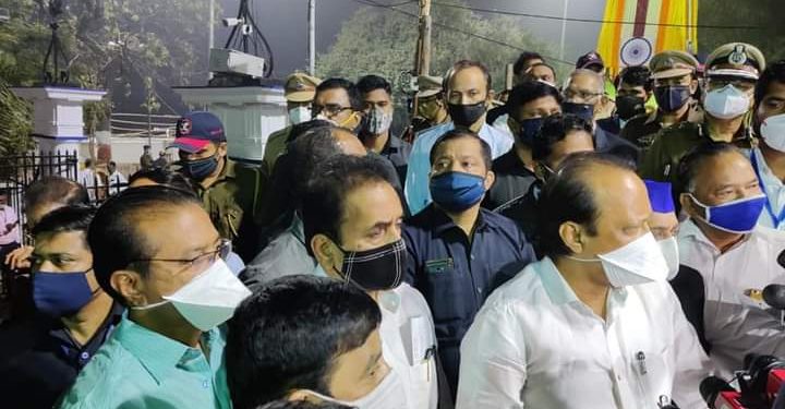 शौर्य दिनानिमित्त जयस्तंभाला अभिवादन