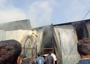 जळगावातील सुप्रिम कॉलनीमधील गोडावूनला आग, लाखोंचे नुकसान