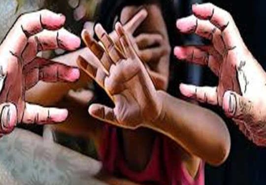 नाशिक जिल्ह्यात अल्पवयीन मुलीवर सामूहिक बलात्कार