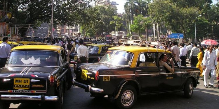 फटका : 1 मार्चपासून रिक्षा-टॅक्सीचे भाडे 3 रुपयांनी महागणार